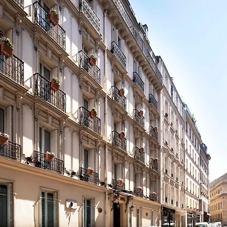Grand Des Balcons Hotel 2*