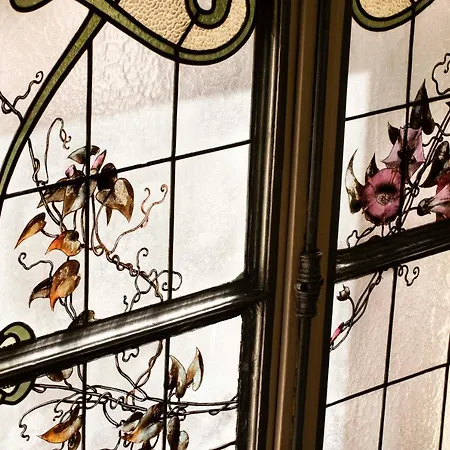 Grand Des Balcons París