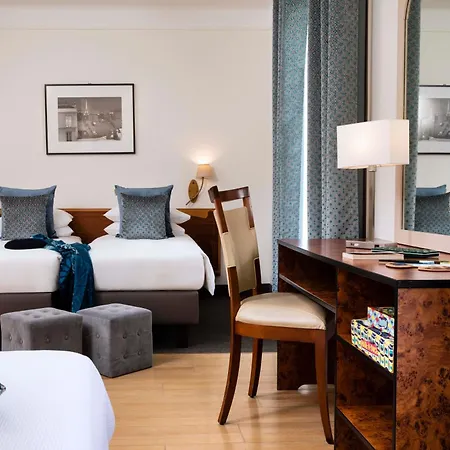 Grand Des Balcons Hotel