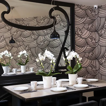 Grand Des Balcons Отель 2*