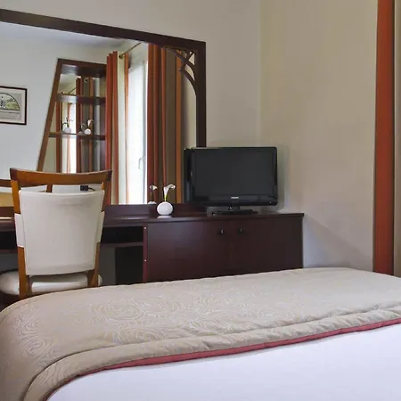 Grand Des Balcons Szálloda 2*