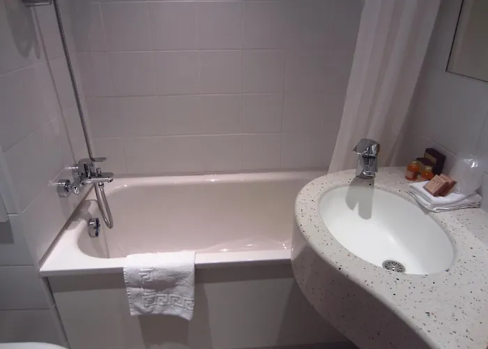 Hotel Grand Des Balcons Paris