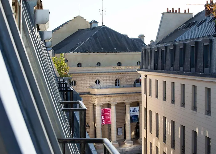 Grand Des Balcons Paris