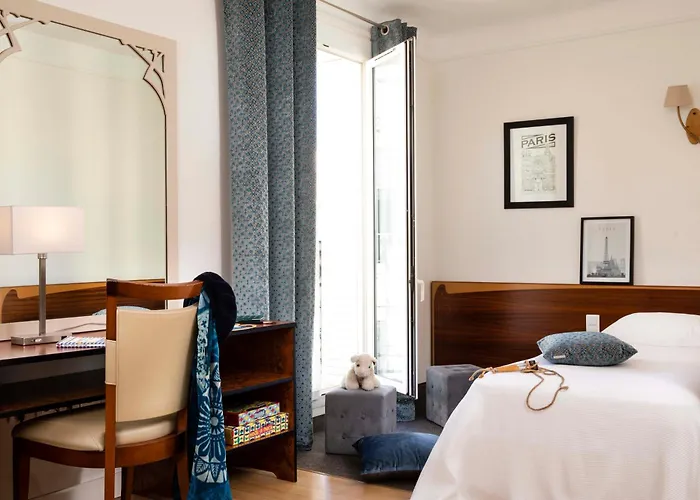 Grand Des Balcons Hotel
